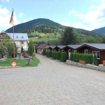 Pension, Camping & Biker Station Zur Deutschen Eiche Ciocanesti Εξωτερικό φωτογραφία
