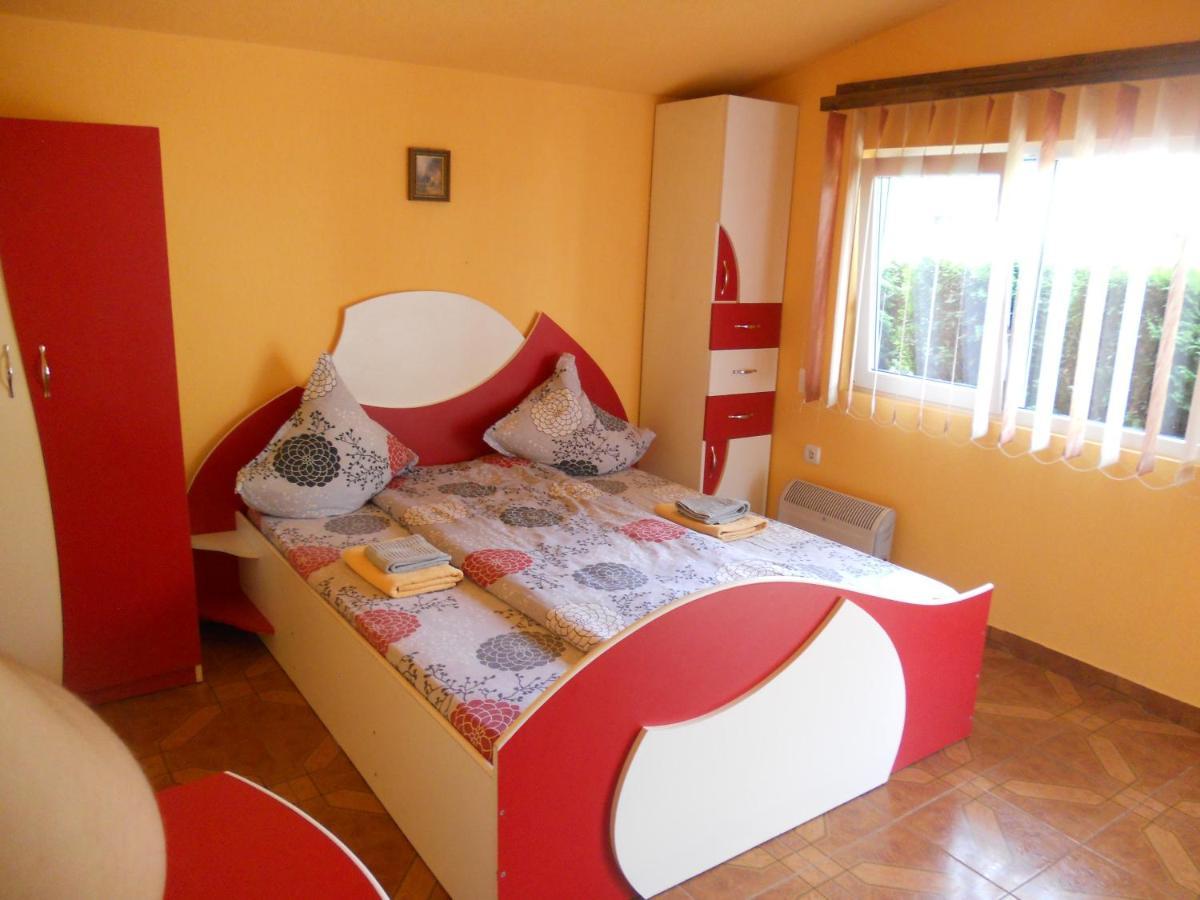 Pension, Camping & Biker Station Zur Deutschen Eiche Ciocanesti Εξωτερικό φωτογραφία