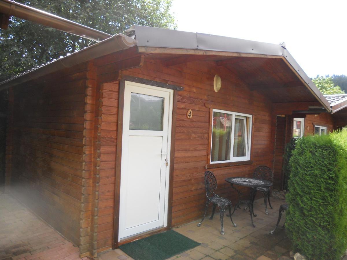 Pension, Camping & Biker Station Zur Deutschen Eiche Ciocanesti Εξωτερικό φωτογραφία